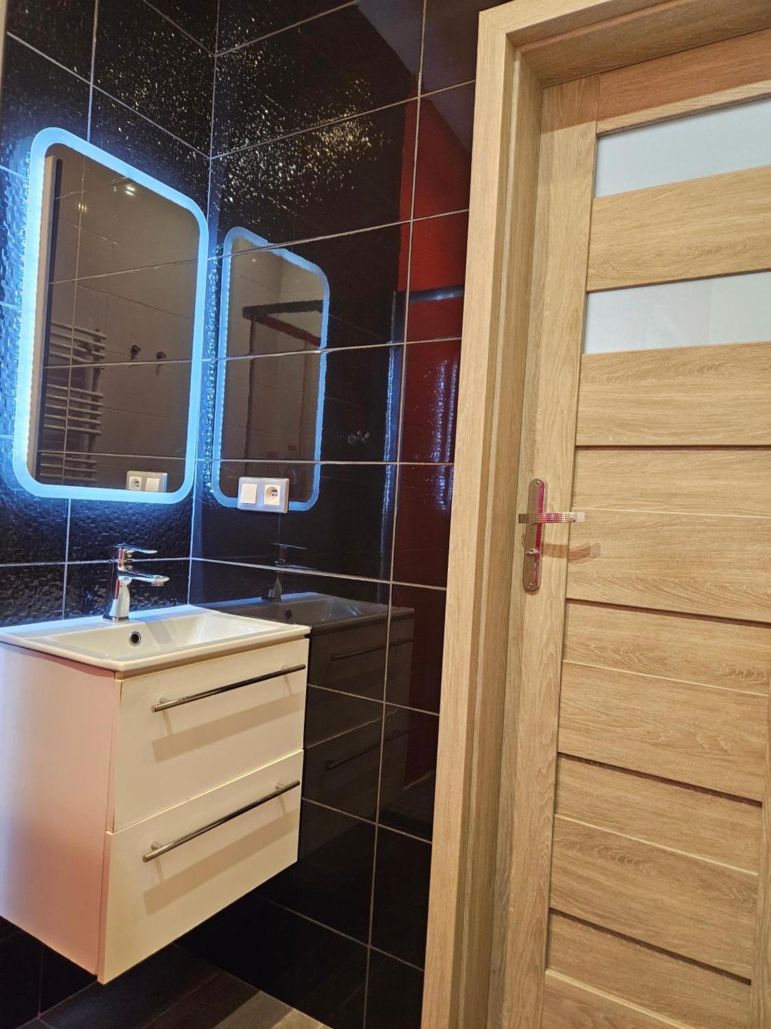 Studio Close To Royal Lazienki Park, Недалеко От Олинек Varşova Dış mekan fotoğraf